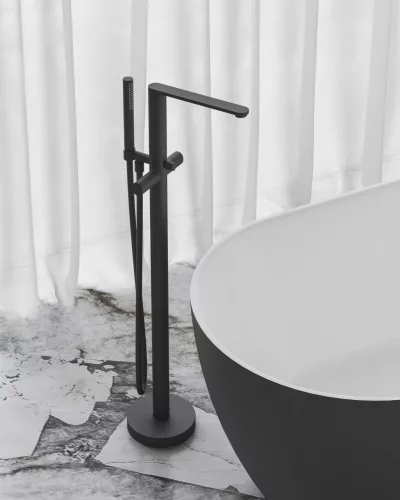 Chrome II padlón álló csaptelep zuhanyszettel (R-box nélkül), fekete CR II 080.20BL.RB07A