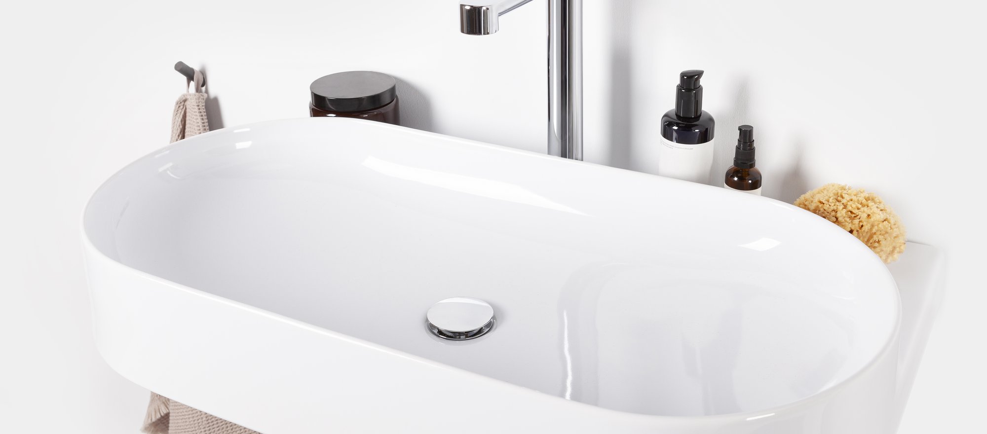 Milyen mosdót válasszunk: kerámiát vagy öntött márványt?